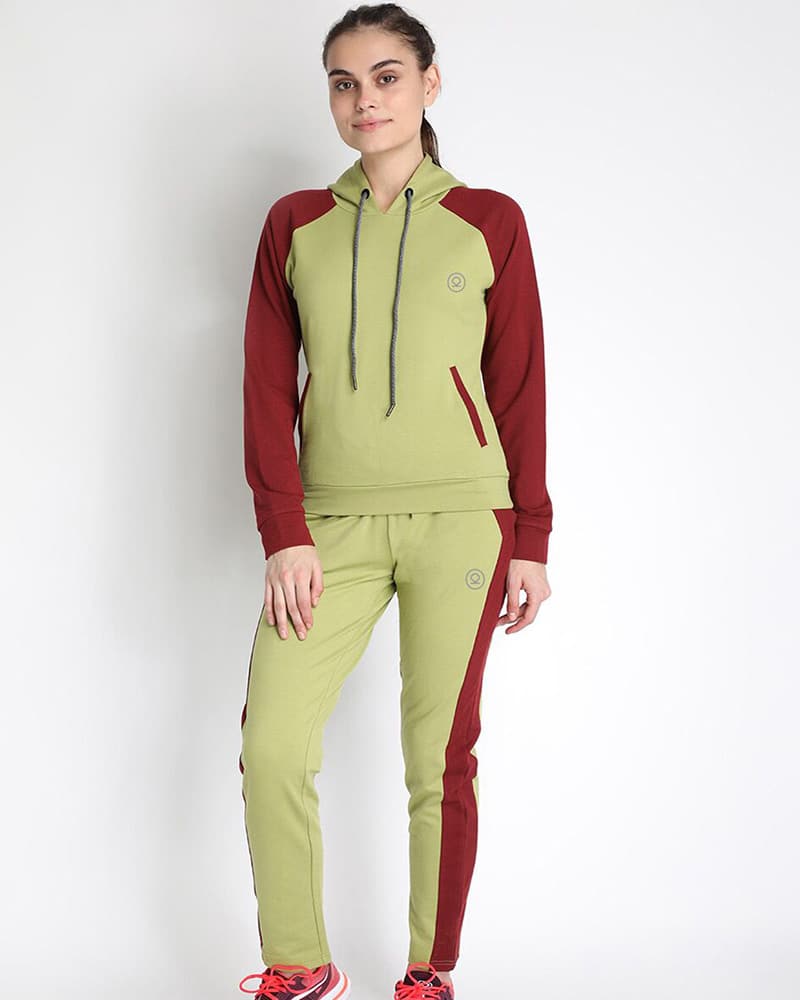 Coordinated sports tracksuit example